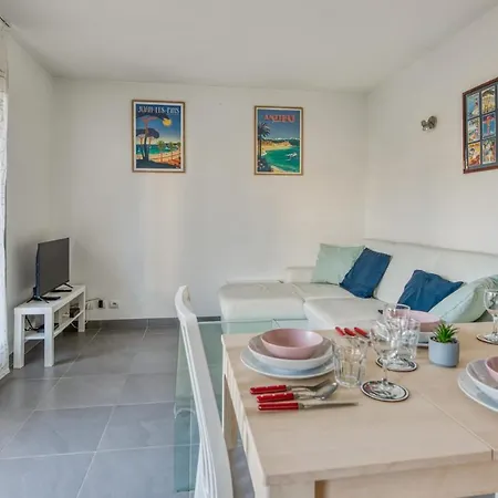 Apartamento Cozy With Huge Terrace And Swimmingpool - Welkeys *
